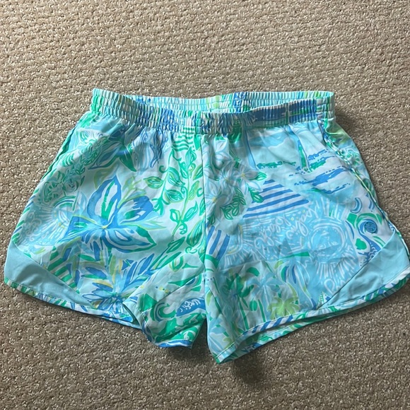 Lilly Pulitzer Luxletic Shorts XS - Picture 1 of 4